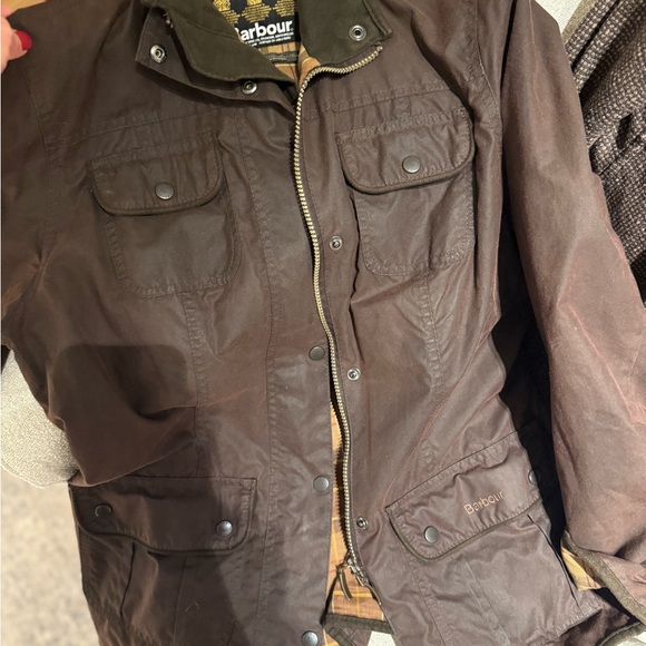 Barbour women’s size 4 waxed coat. - Picture 4 of 4